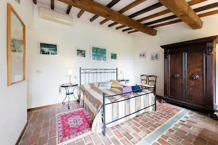 Agriturismo Torre Del Castellano Farm stay